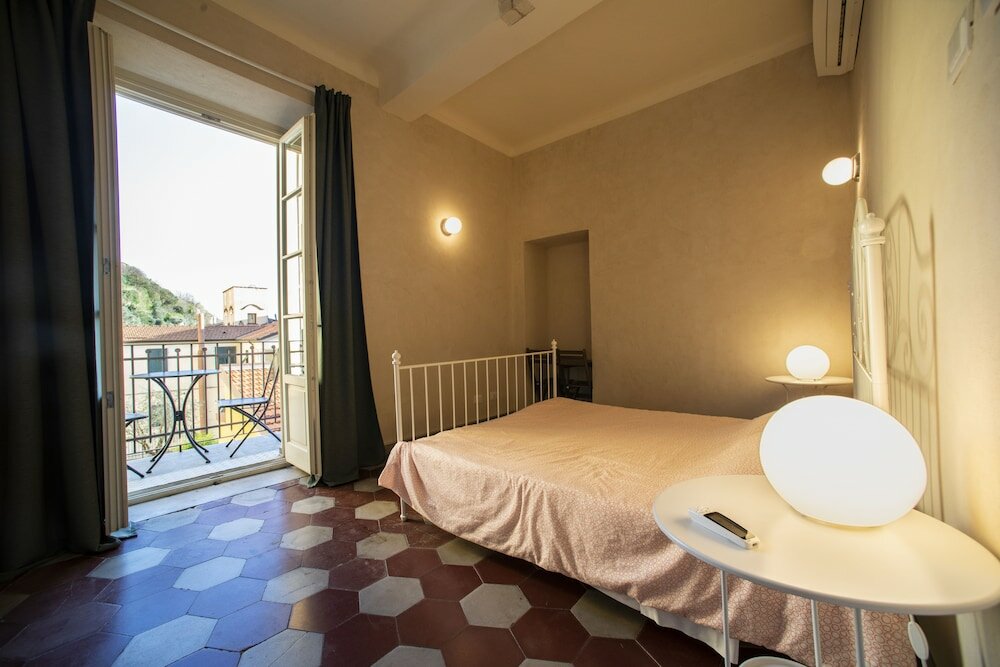 Фото Ostello Palazzo Nizza