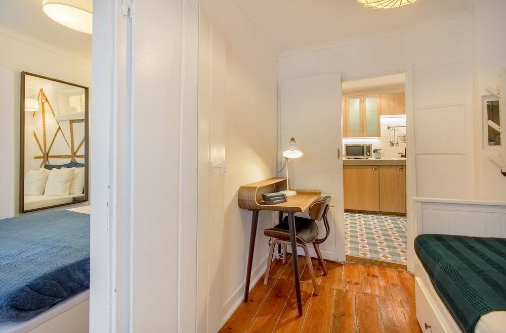Фото Unique and Stylish Flat in Historic Lisbon