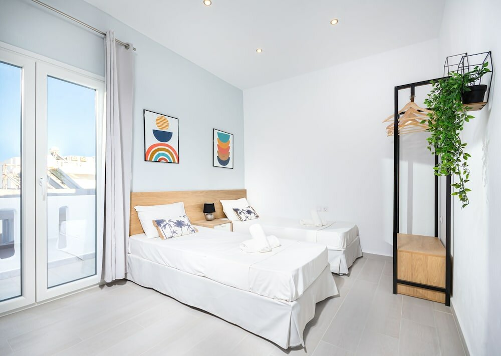 Фото Kostas Maria Studios