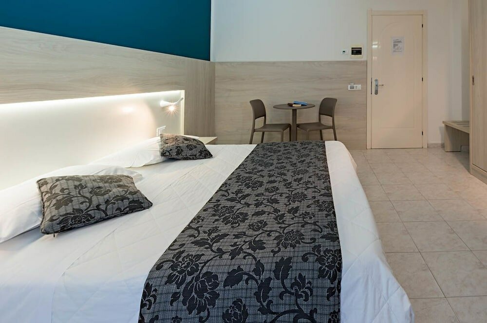 Фото Hotel Il Delfino