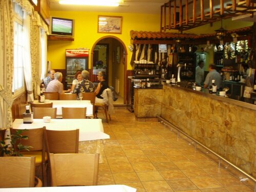 Гостиница Hostal Restaurante La Cepa