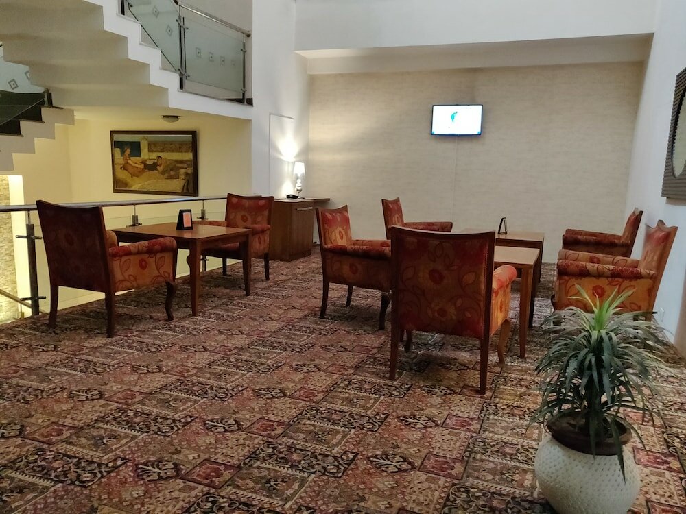 Фото Hotel Hive Panipat