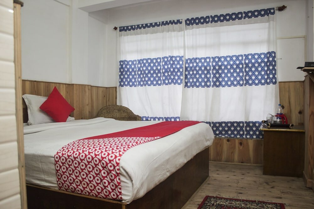 Фото Oyo 6519 Batasia Loop