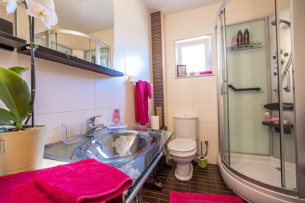 Фото Maja apartment-Sunset view Cavtat 1 i 2