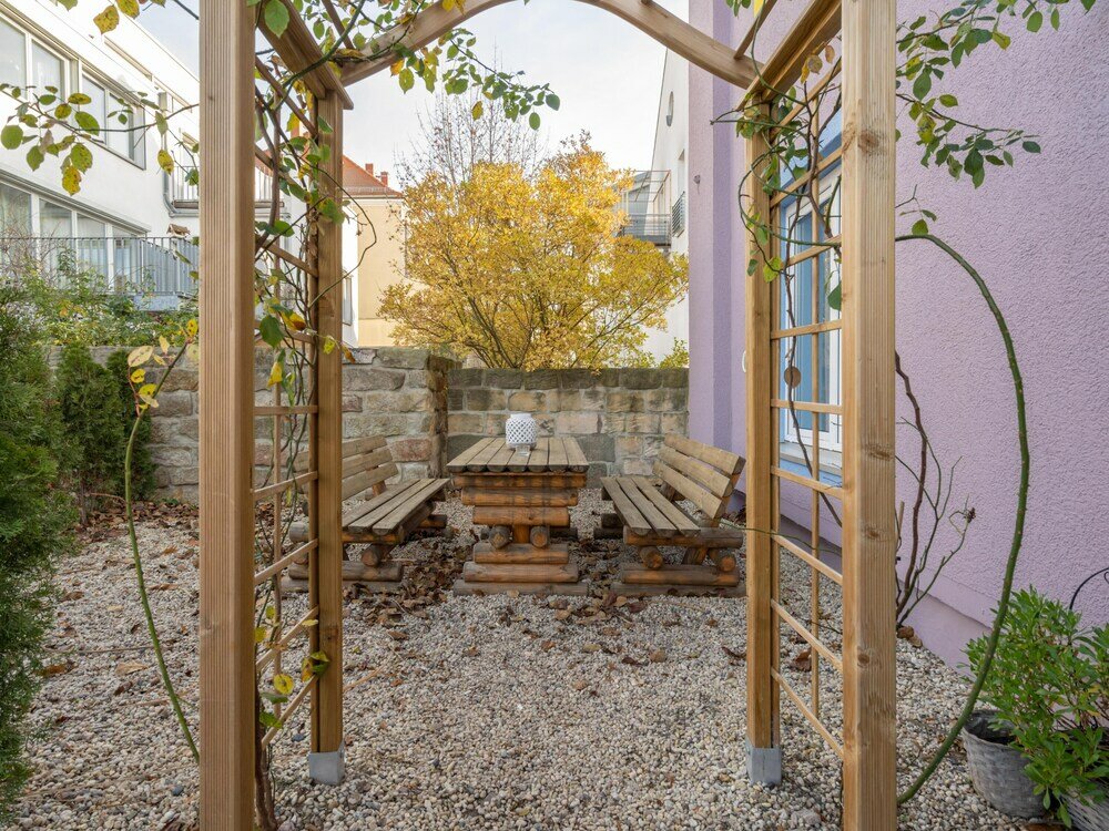 Фото Limehome Dresden Tannenstraße