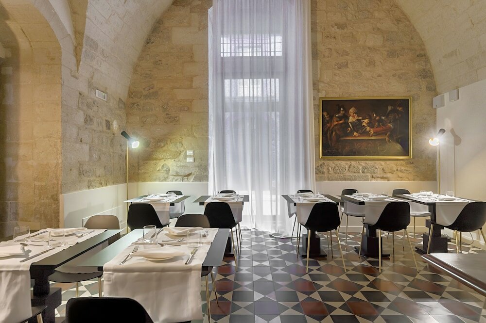 Фото A. D. 1768 Boutique Hotel