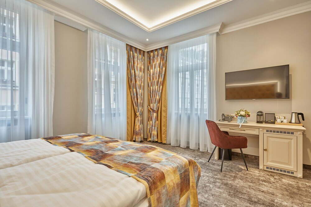 Фото Golden Key Boutique Hotel