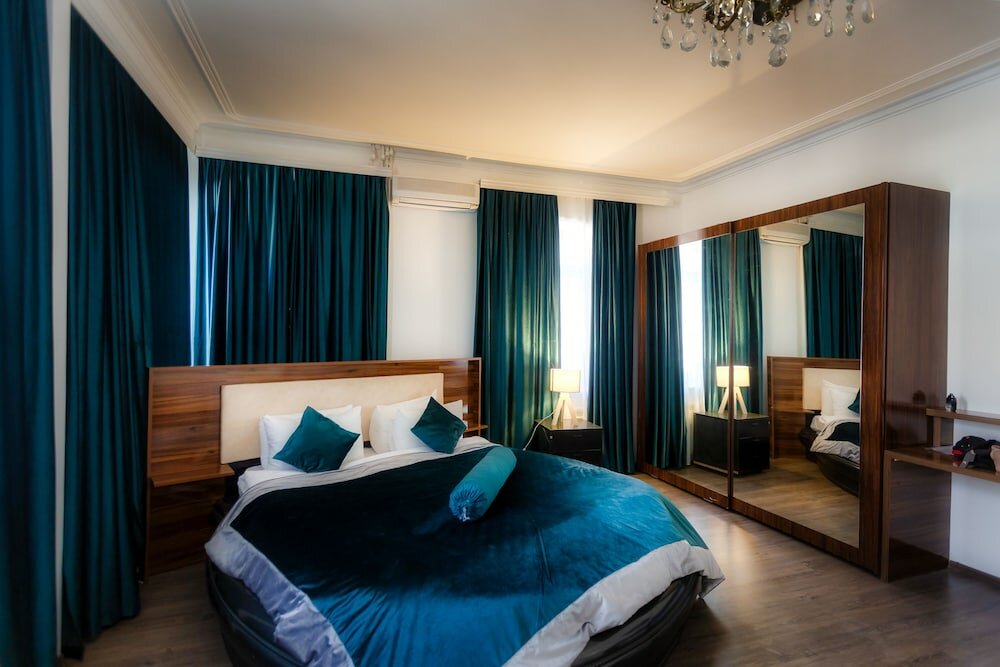 Фото Baku Palace Hotel