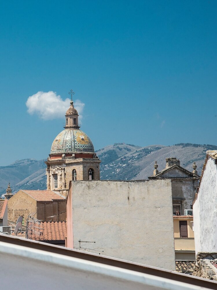 Фото Maqueda Apartments by Wonderful Italy