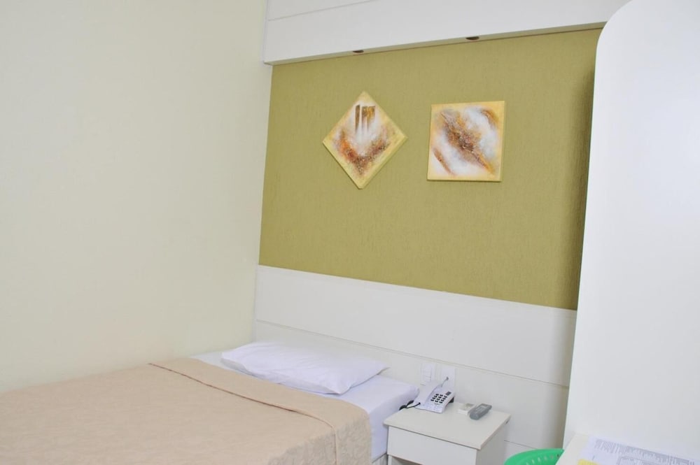 Фото Garden Hotel