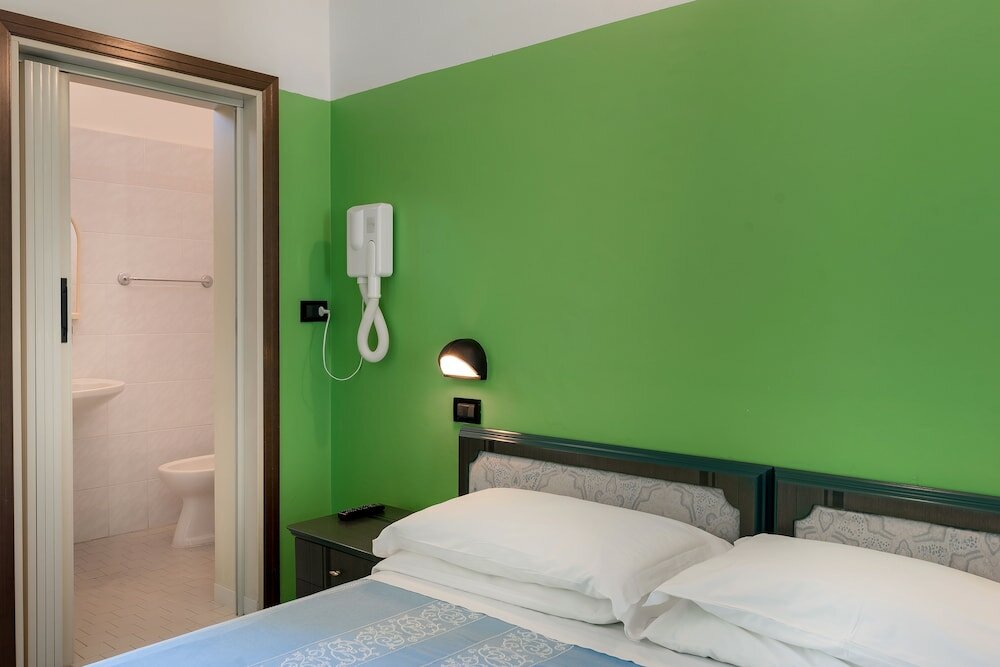 Фото Hotel Berna