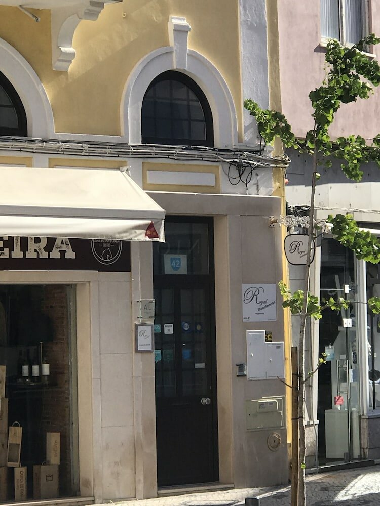 Фото Royal Guesthouse