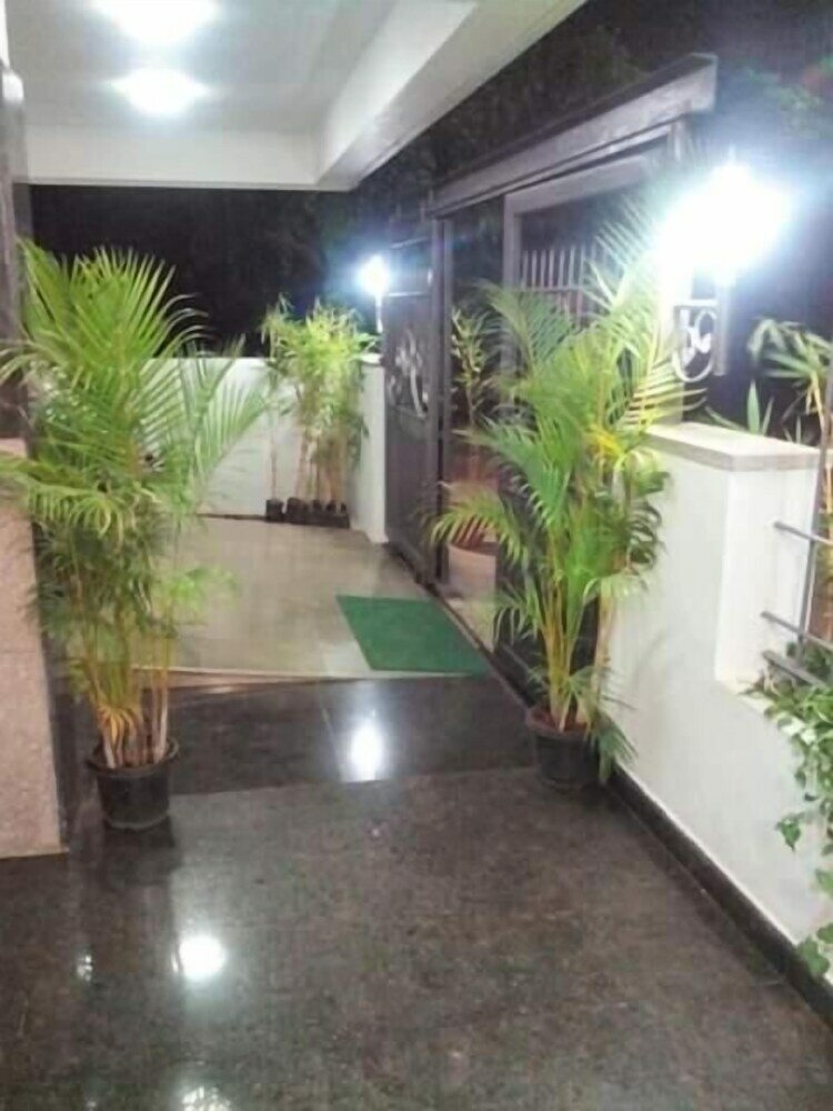 Фото Zions Hotel