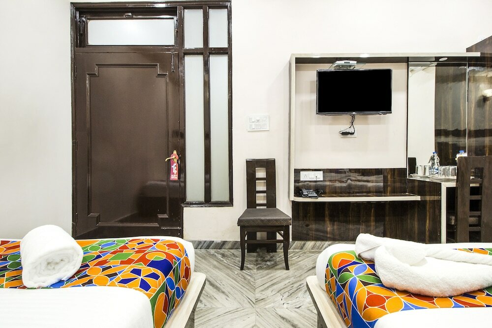 Фото FabExpress Sant Golden Temple