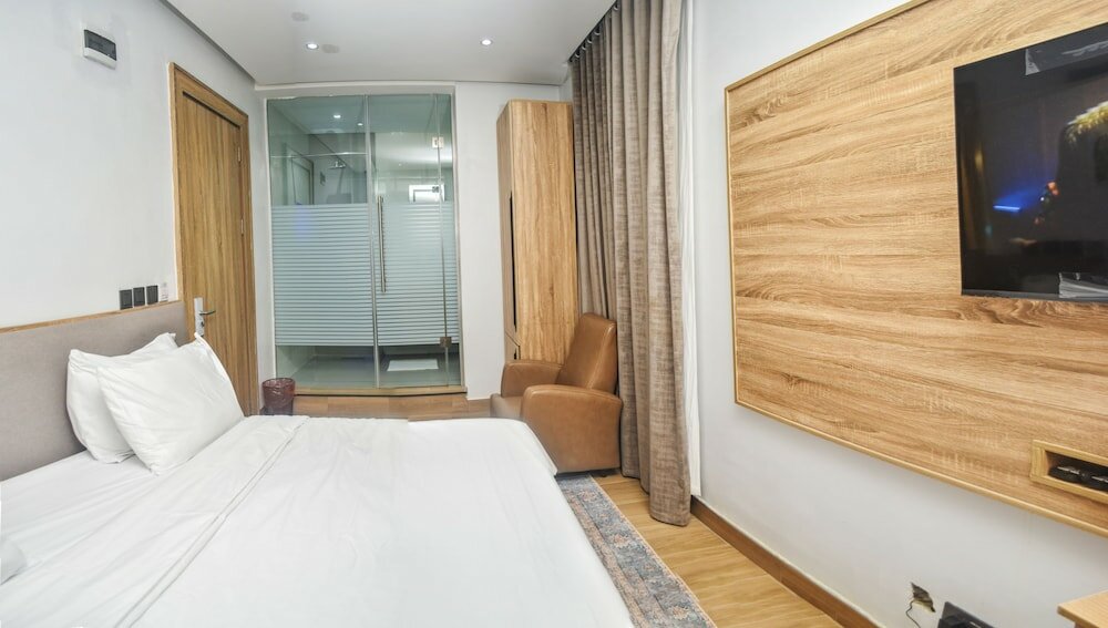 Фото Centurion Apartments Limited