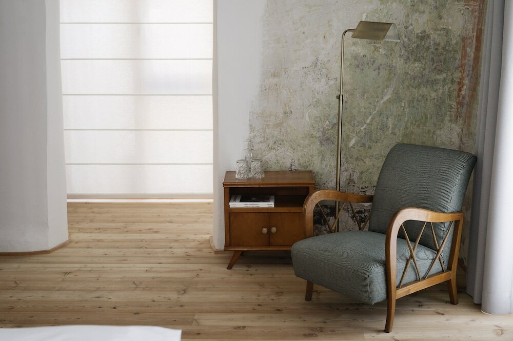 Фото 1477 Reichhalter Eat & Sleep