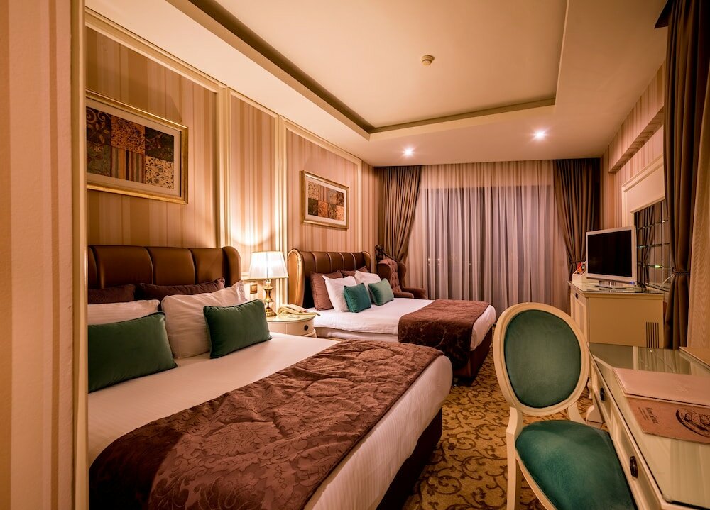 Фото Vuni Palace Hotel