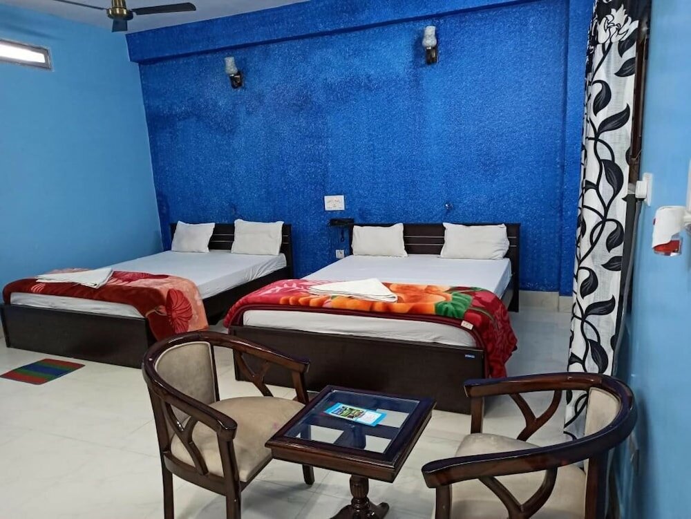 Фото Hotel Anand Lok