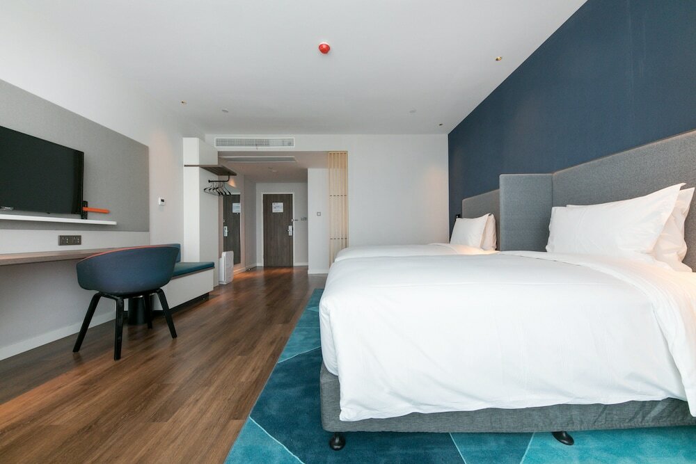 Фото Holiday Inn Express Shanghai Tangzhen, an Ihg Hotel