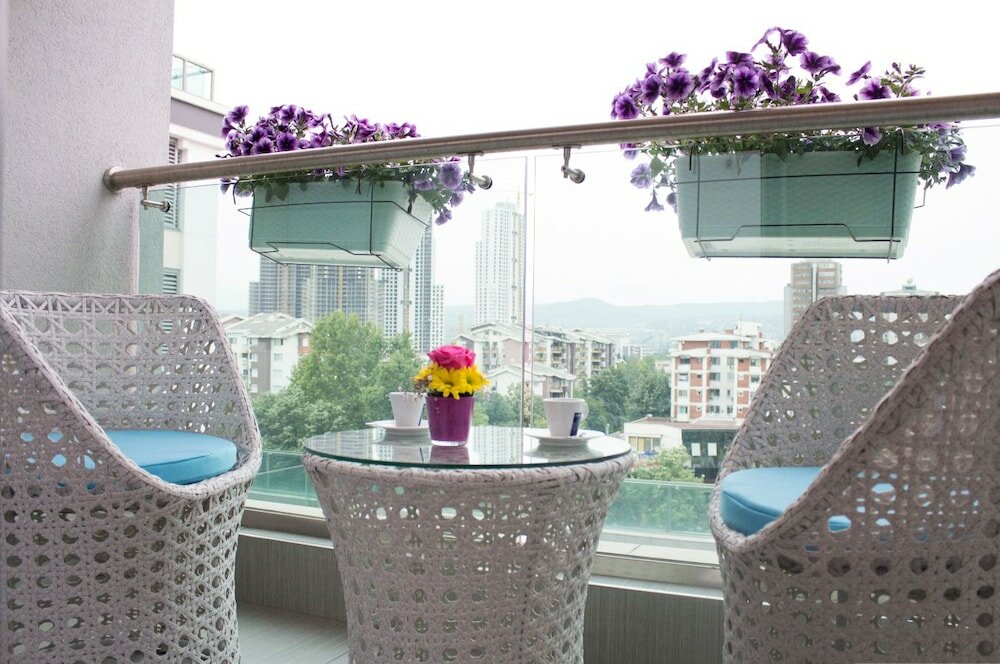 Фото Capitol Suites