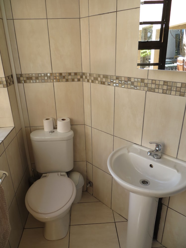 Фото Cape Oasis Guesthouse