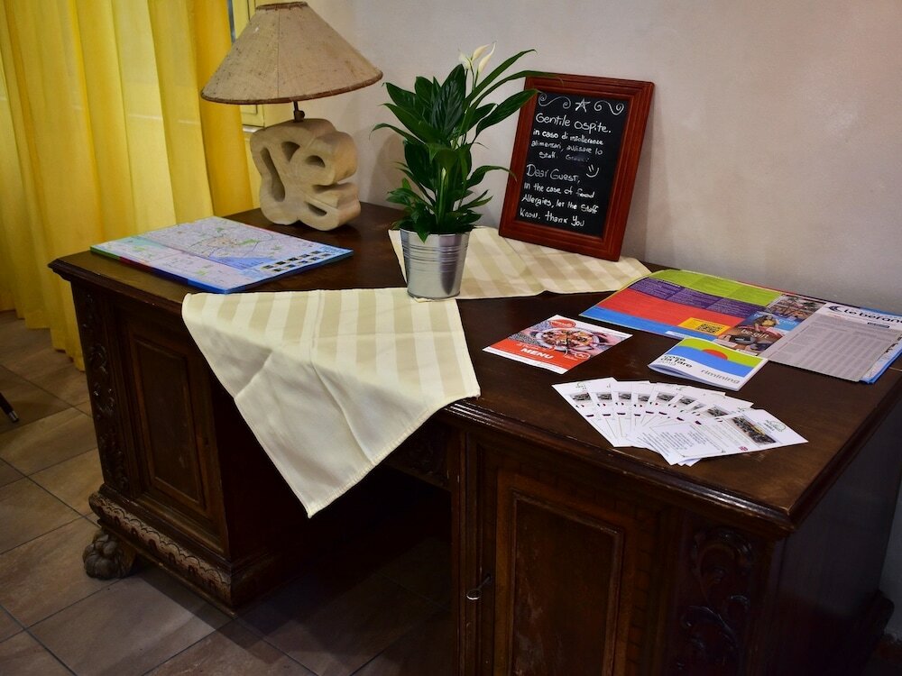 Фото Hotel Happy