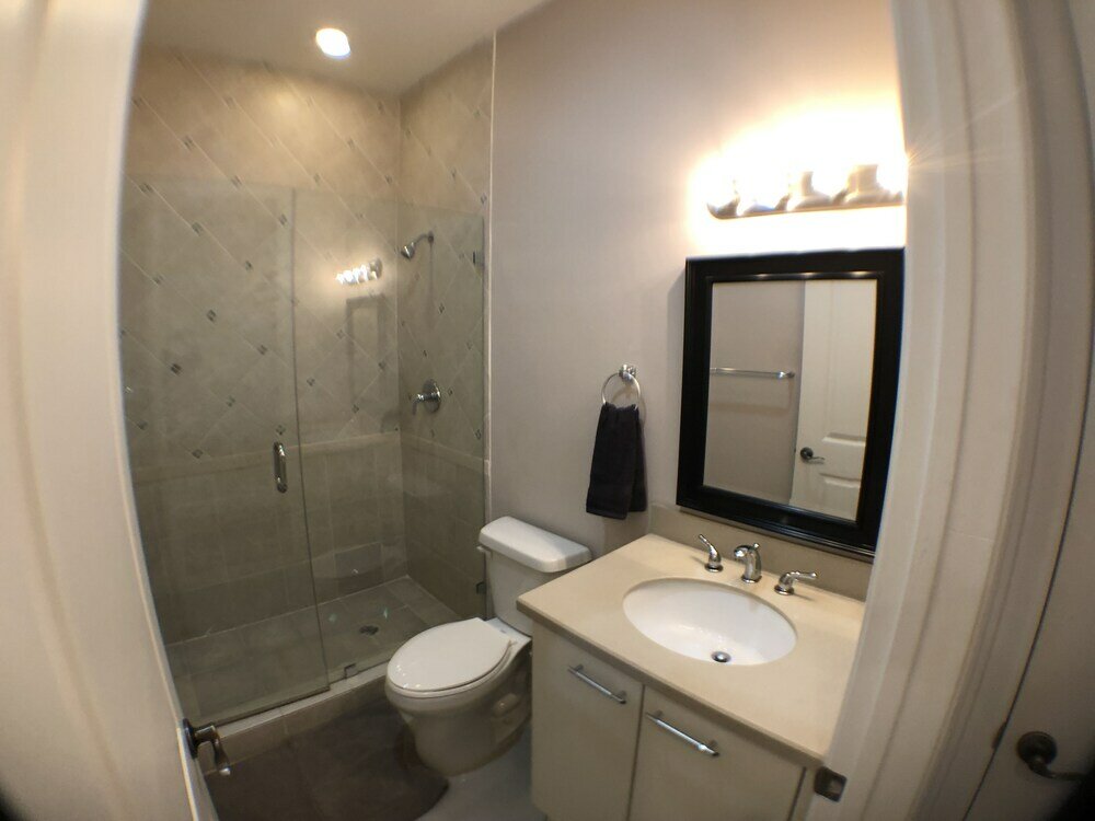 Фото 4br House 219 by Ideal Experience Vr