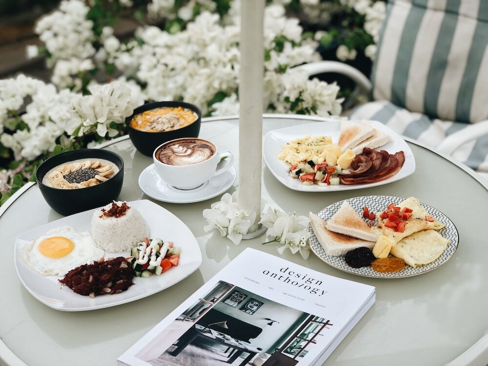 Фото Murals Hostel and Cafe