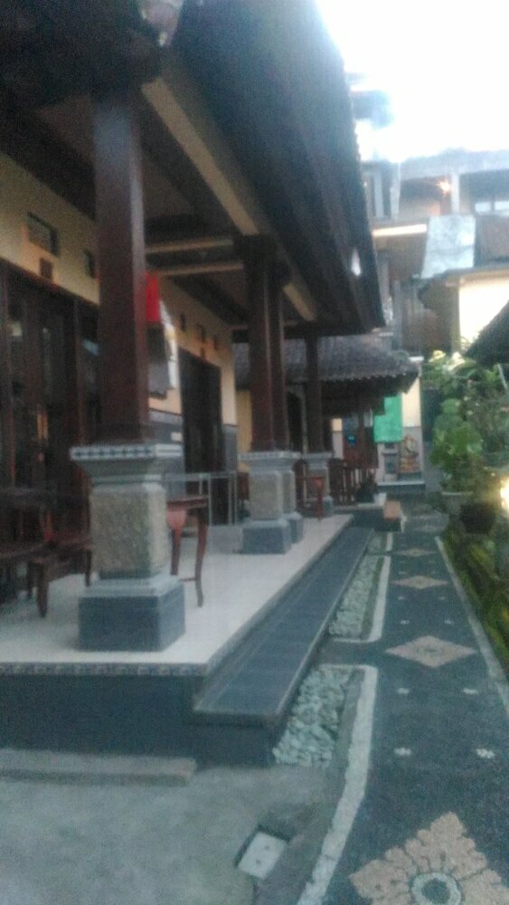 Фото Dewi Antara Homestay