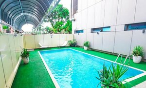 Гостиница La Falaise Bonapriso