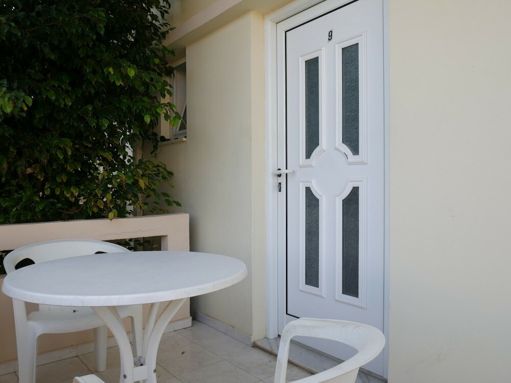 Фото Litinas Apartments