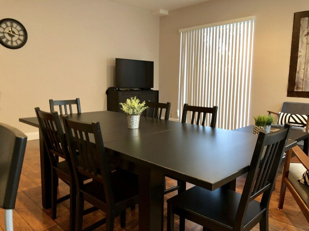 Фото 4br House 219 by Ideal Experience Vr