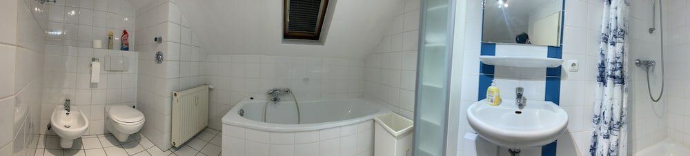 Фото Sunny Penthouse in City Center