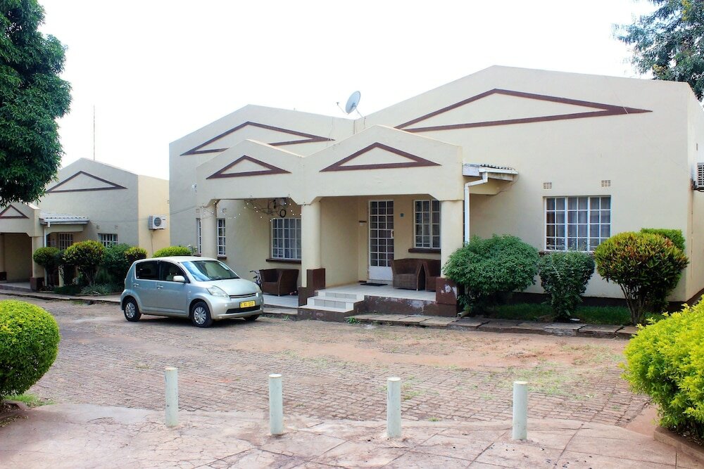 Фото Riverside Apartments