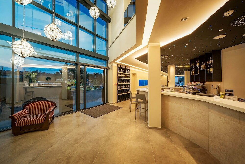 Фото Hotel Maritim