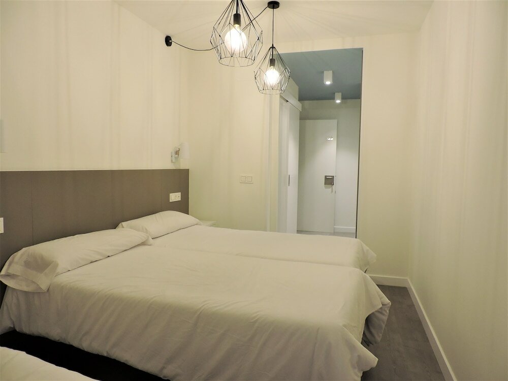 Фото Hotel Jacobeo