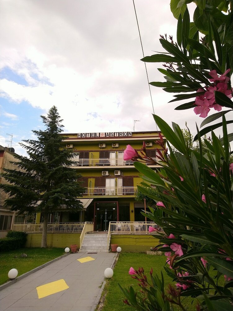 Фото Hotel Astron