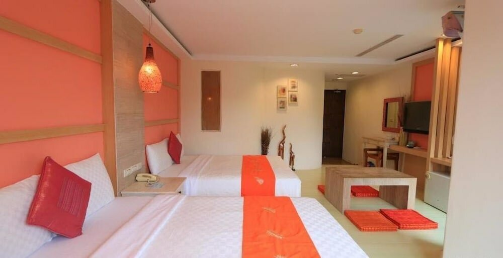 Фото Golden Sea Inn