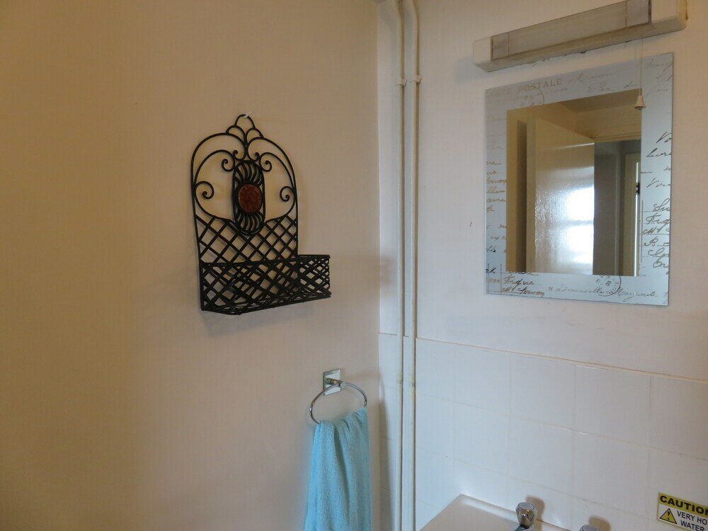 Фото The Coach House Self Catering Apartments