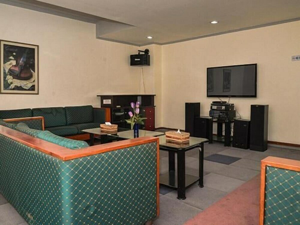 Фото Griya Prapanca Apartment