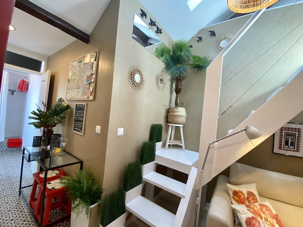 Фото Studios with Mezzanine Rua da Moeda