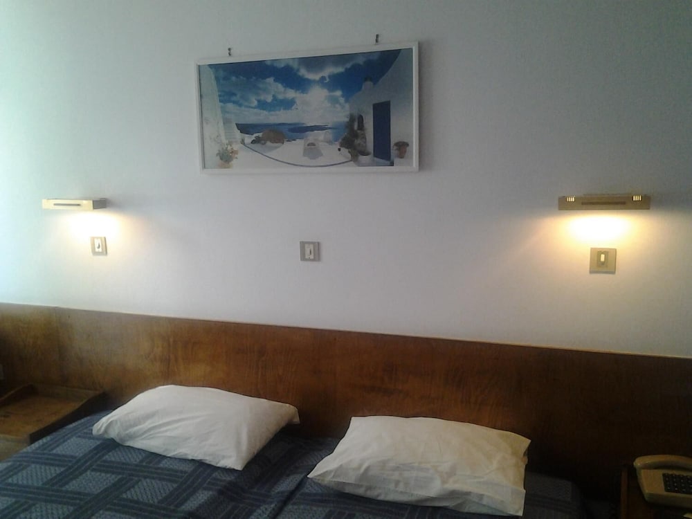 Фото Oasis Hotel
