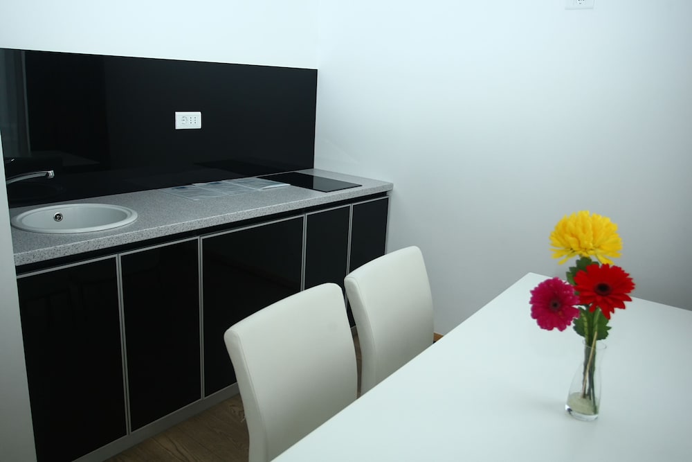 Фото Sky View Luxury Apartments