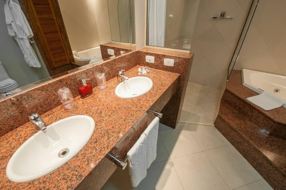 Фото Hotel Jacques Georges Tower