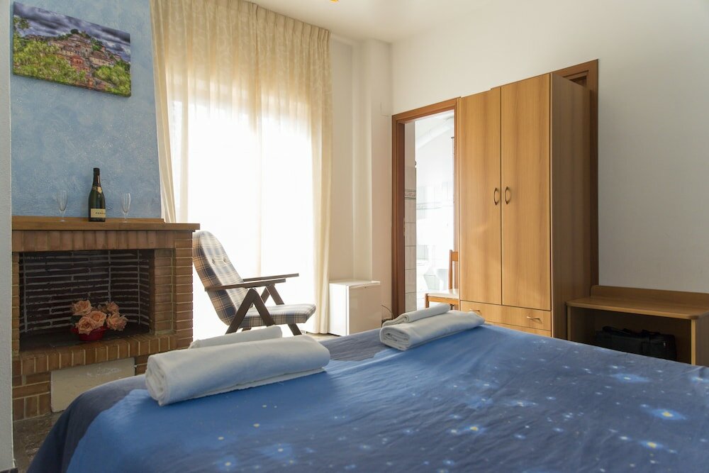 Фото Hotel Supersonik