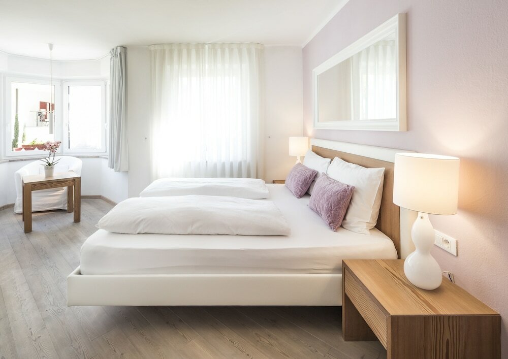 Фото Boutique Hotel Zum Rosenbaum