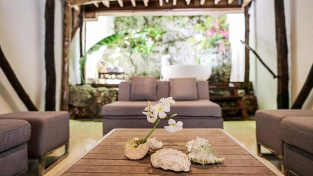 Фото Ngellil Nature Island Resort