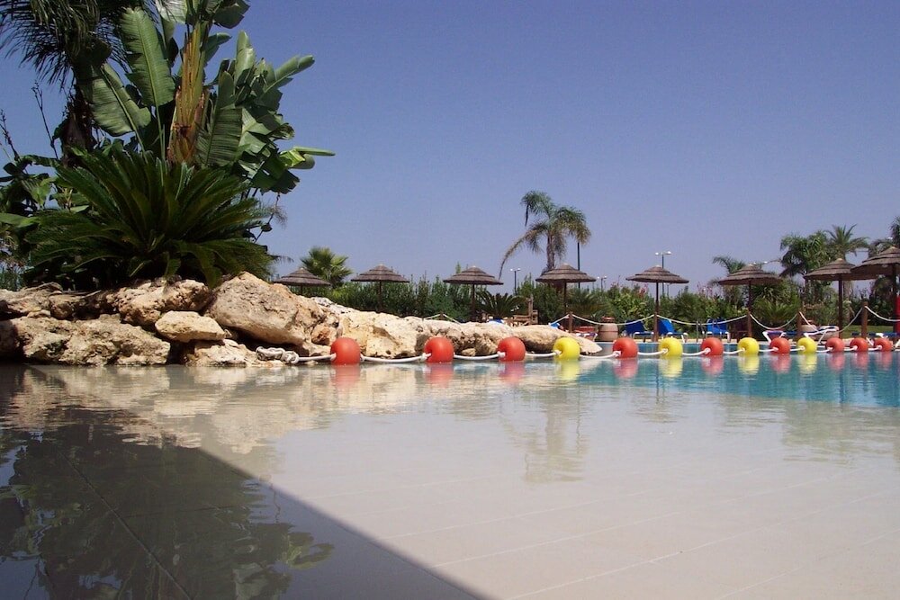 Фото Villaggio Punta Grossa