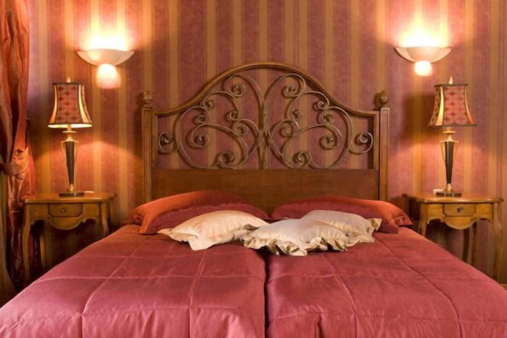 Фото Refanidis Natural Luxury Hotel