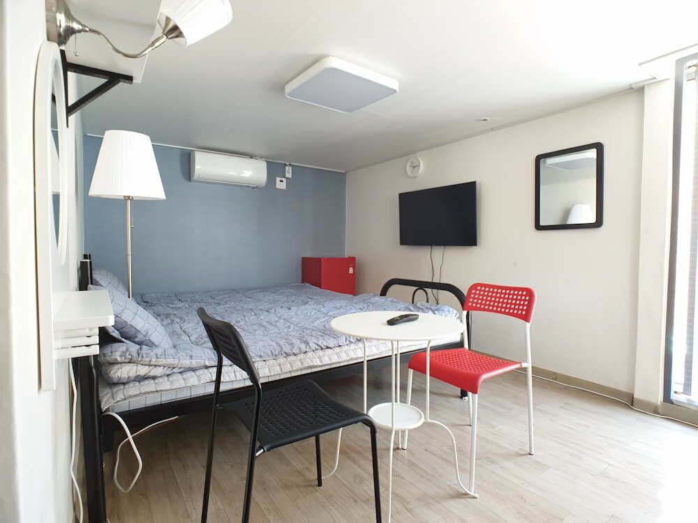 Фото Little Star Guesthouse